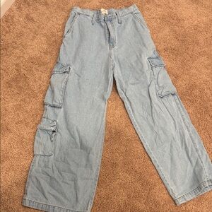Universal Thread Light Blue Denim Jeans